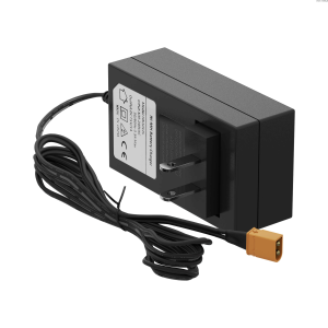 Nabíječka 6 V (NiCad / NiMH, konektor XT30)