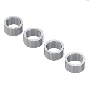 Rozpěrka 6 mm řady 1521 (vnější průměr 8 mm, délka 4 mm) - 4 ks.