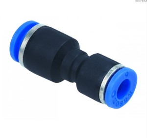 Redukční spojka pro hadici 8 mm až 6 mm